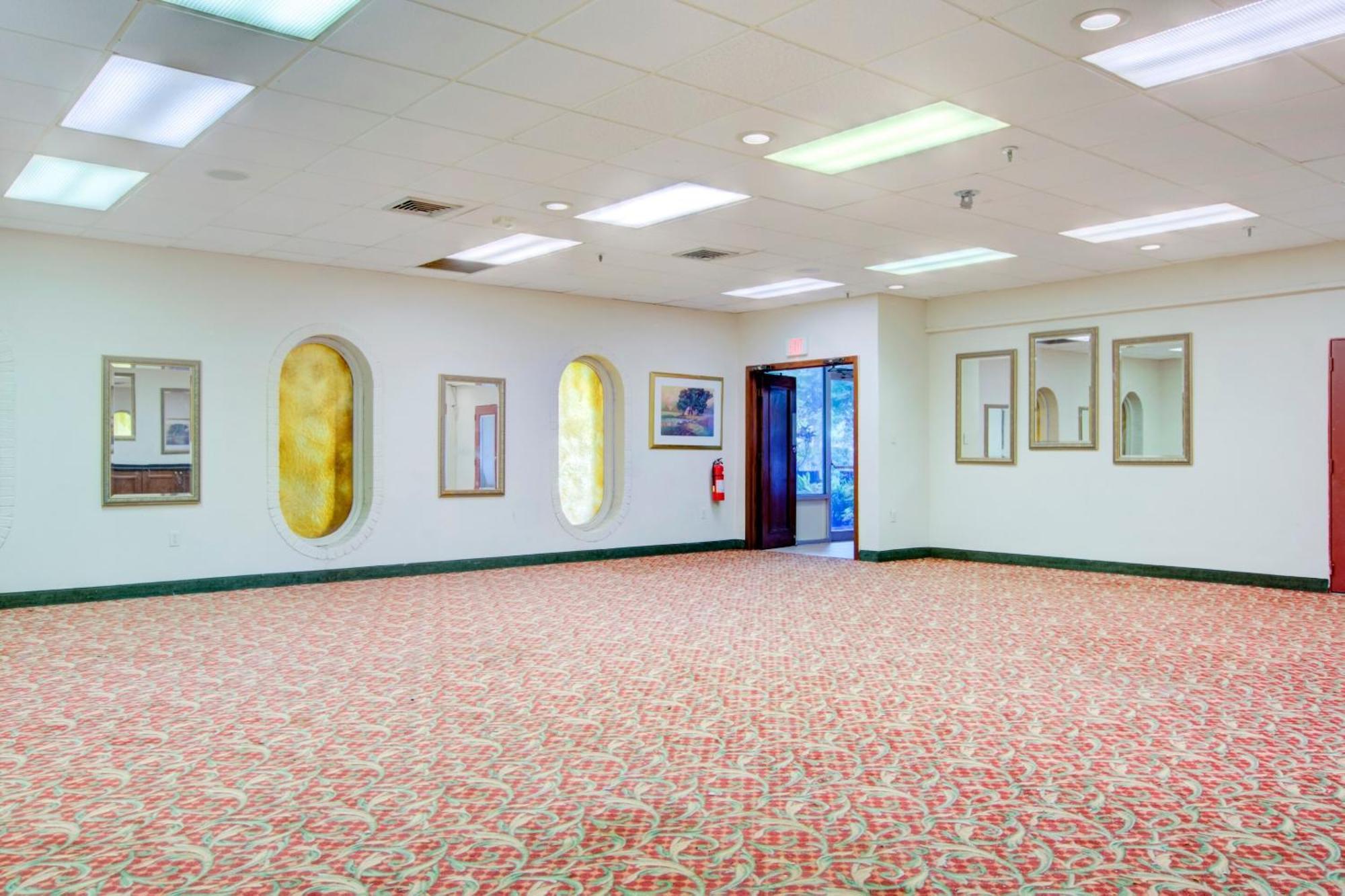 Oyo Hotel Dundee By Crystal Lake Екстер'єр фото